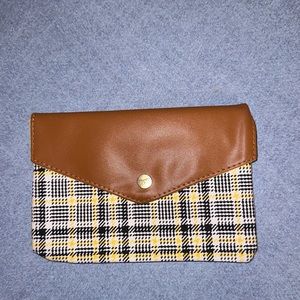 This is a makeup bag from ipsy.